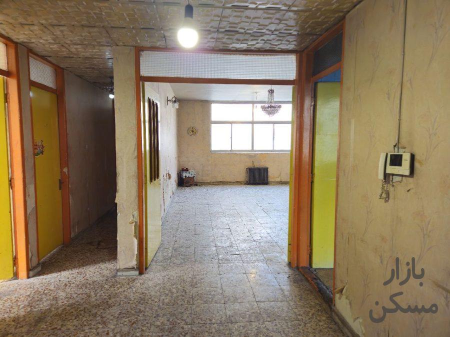 آپارتمان 130 متری 3 خوابه خ جمهوری و حافظ