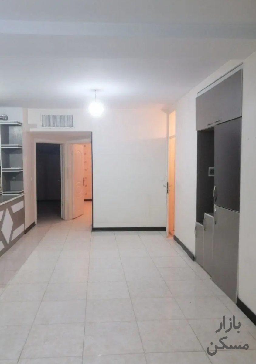 آپارتمان 100 متری – خرمدشت میثم 2 ممیز 3 – مالک