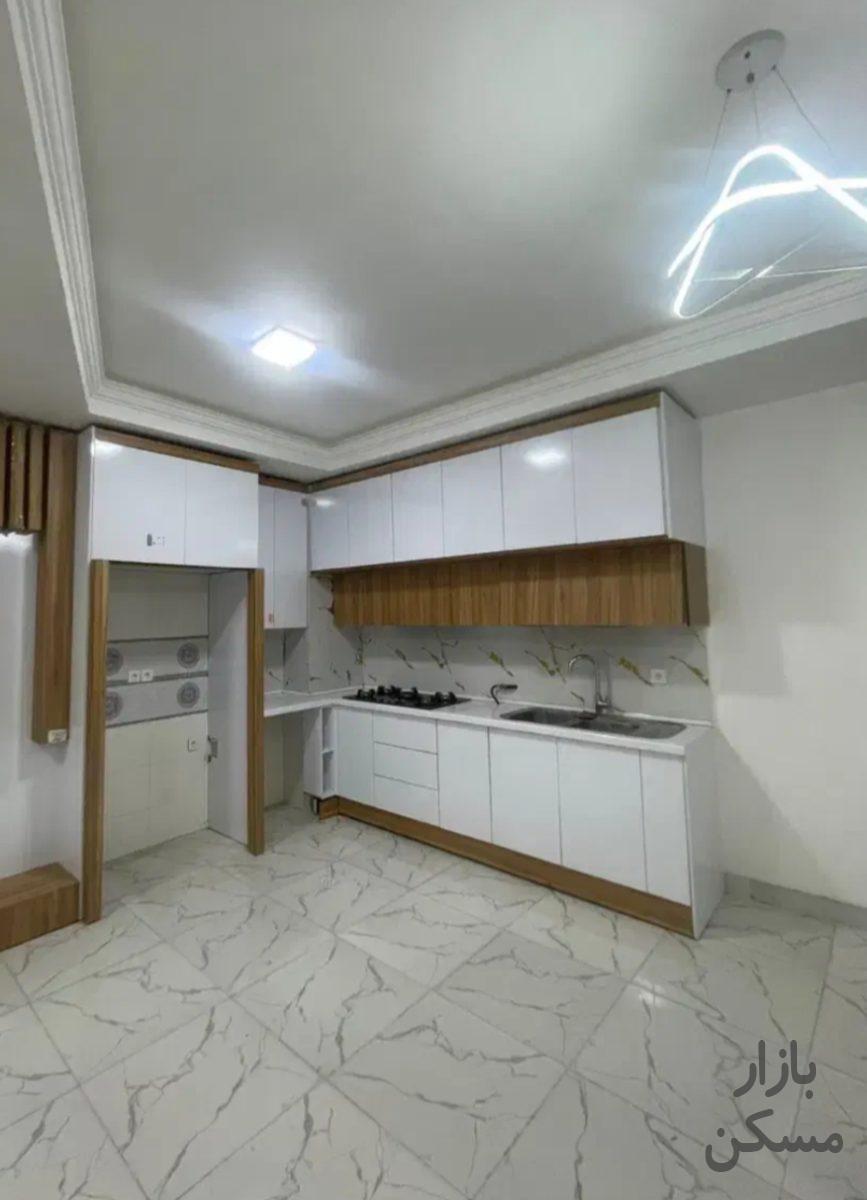 93متر/2خواب/بین‌خیام و شهدا/