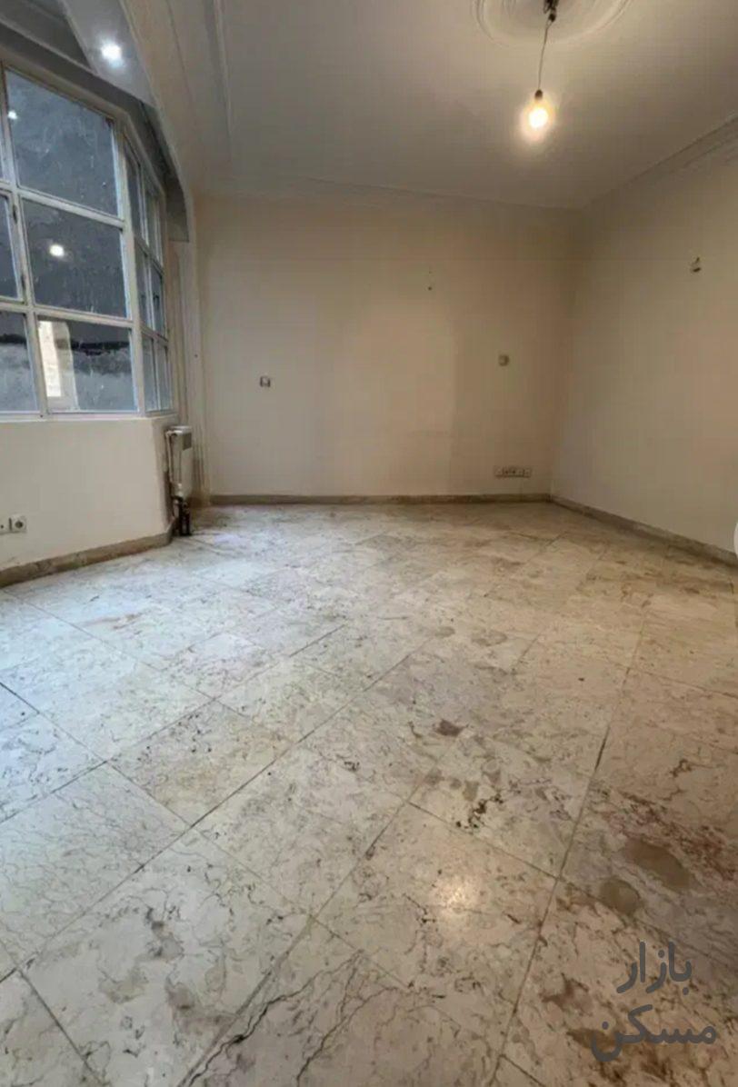 سعادت آباد صرافها 76 متر 2 خوابه با امکانات