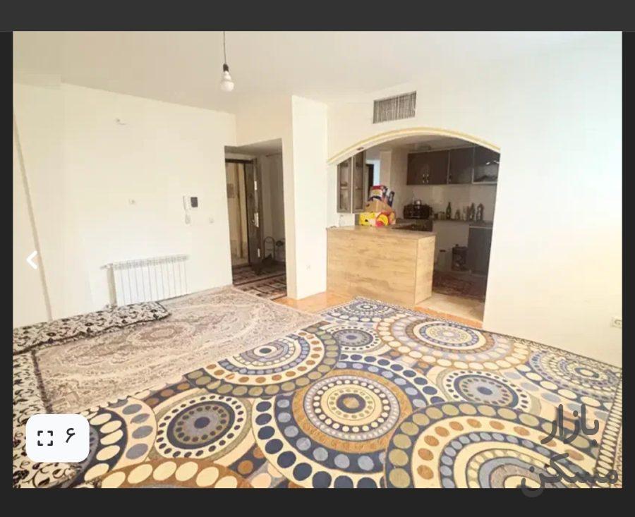 آپارتمان طبقه اول اکباتان