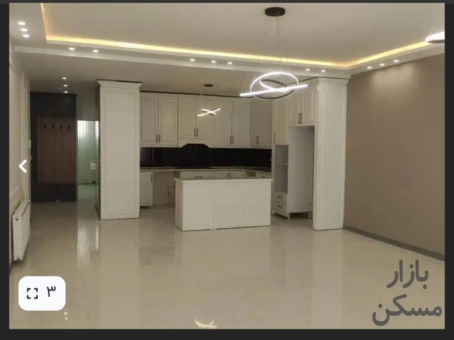 100متری/2خواب نورگیر/صفر/رو به آفتاب