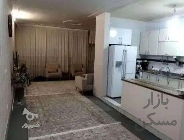 ملک دو طبقه در بلوار شهید دل آذر منطقه یک قم