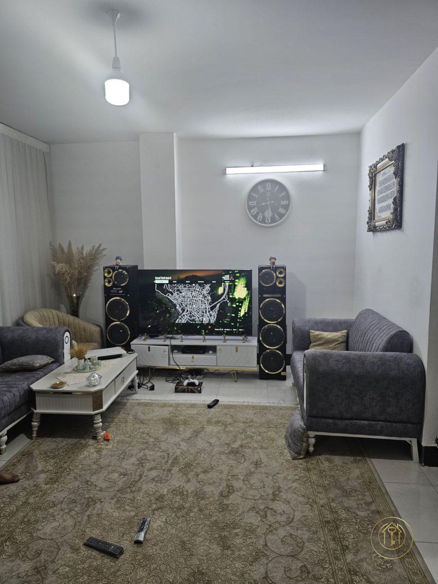 واحد 75 متری نور جنوب و شرق خوش قیمت