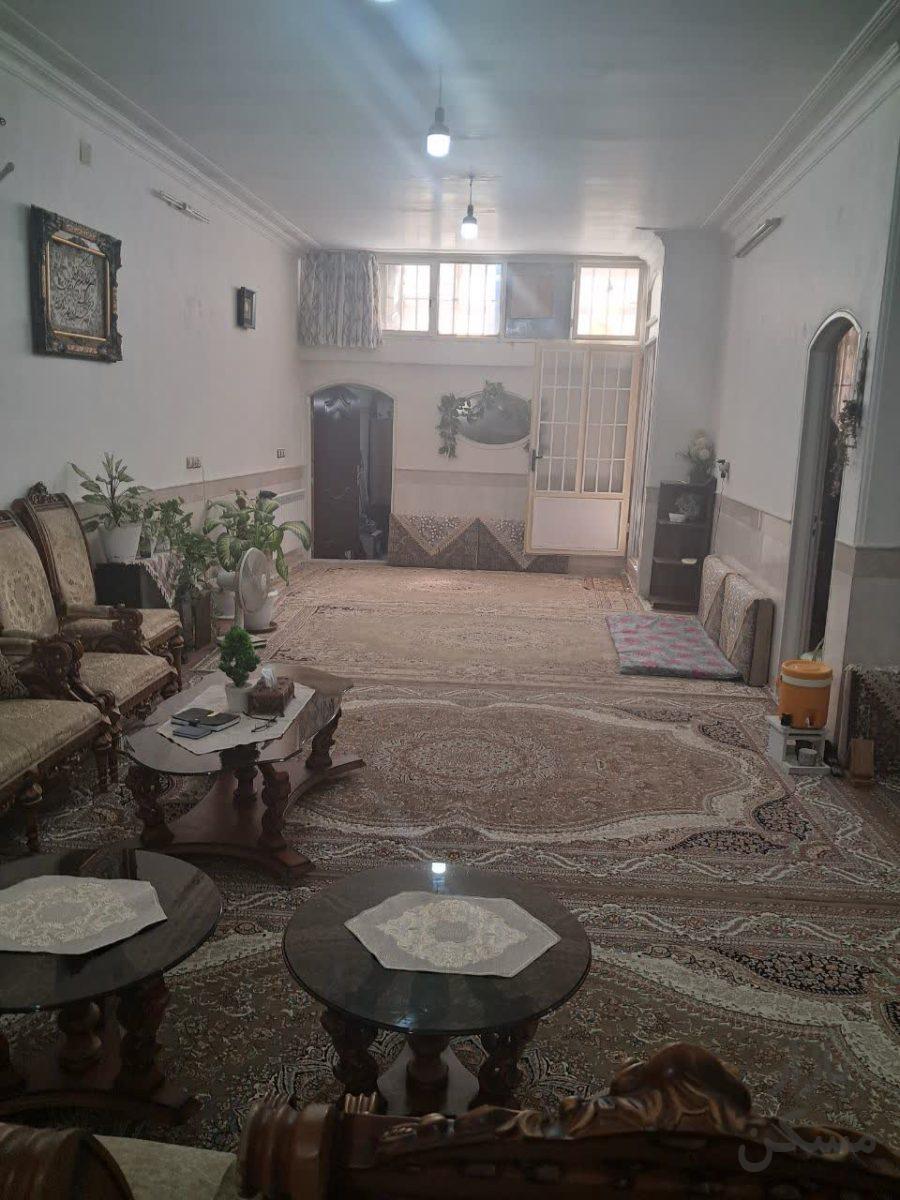 فروش خانه دو طبقه دوکله